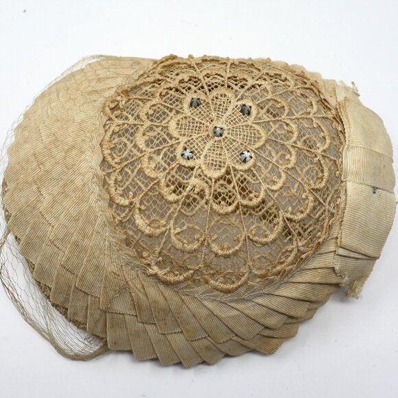 Vintage 50s Cocktail Hat Ivory Intricate Lace Design Rhinestones Veil - Hey Viv - Picture 4 of 6